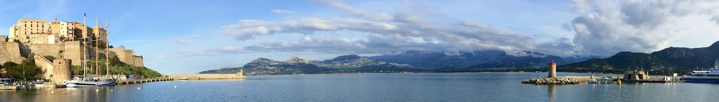 Paysage caractéristique : Corse